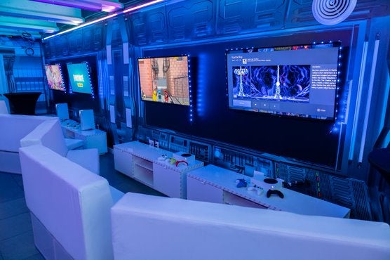 Interior of Fundimension console room