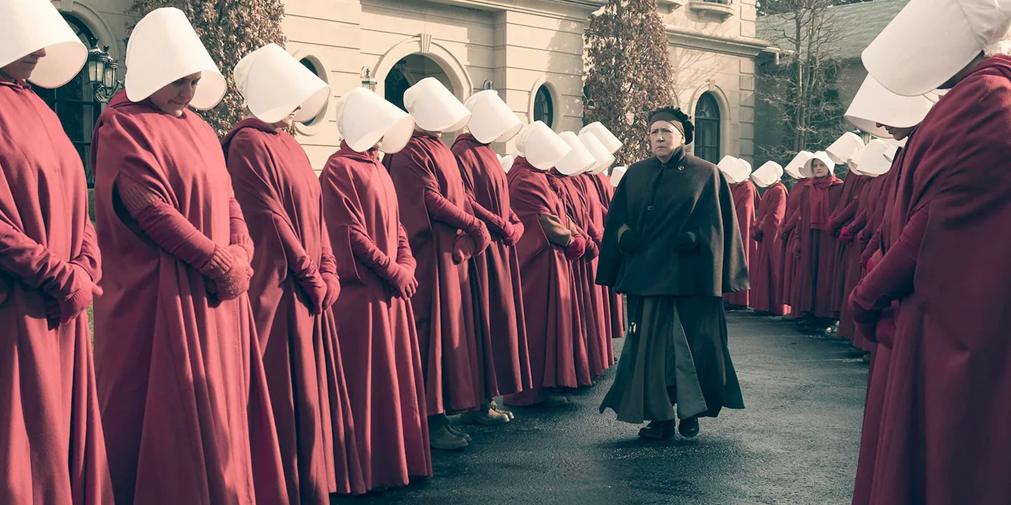 The Handmaid's Tale screenshot