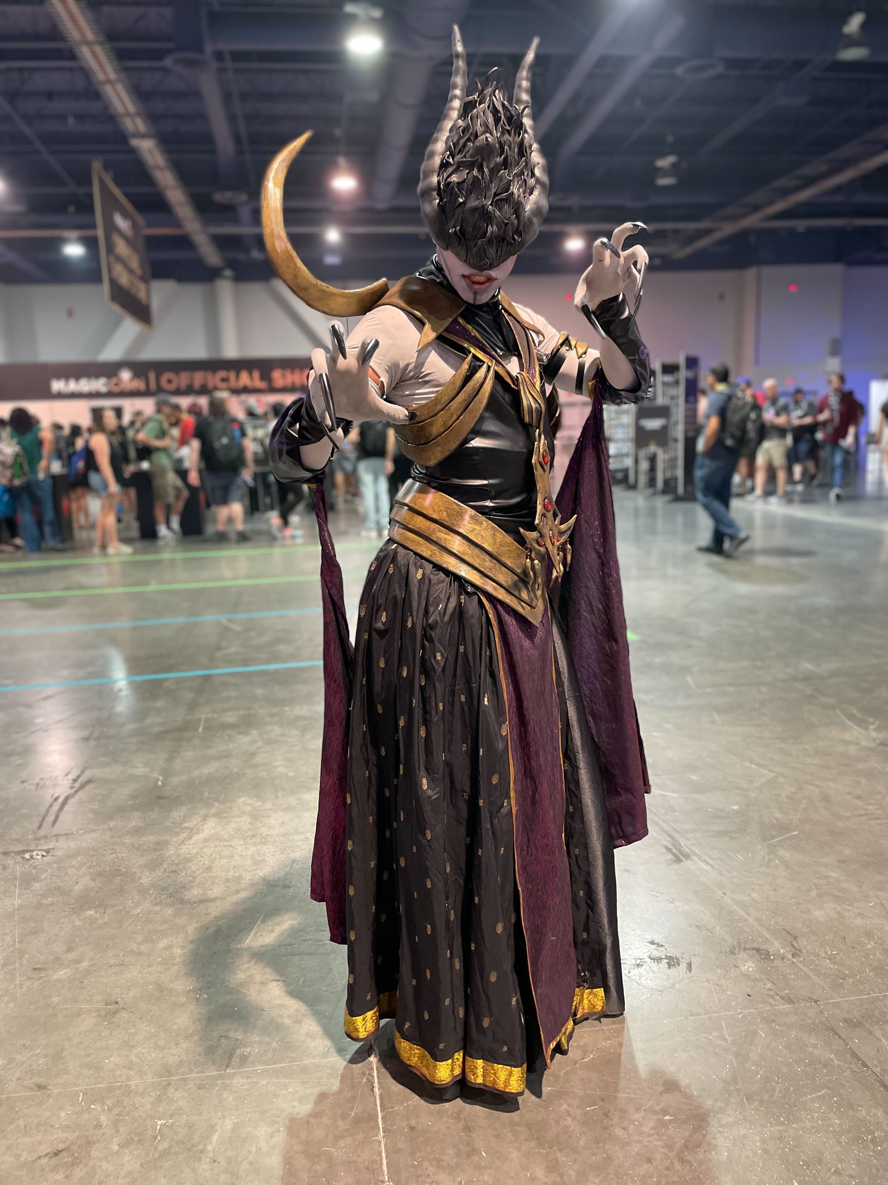 Vertical photograph of cosplayer at MagicCon